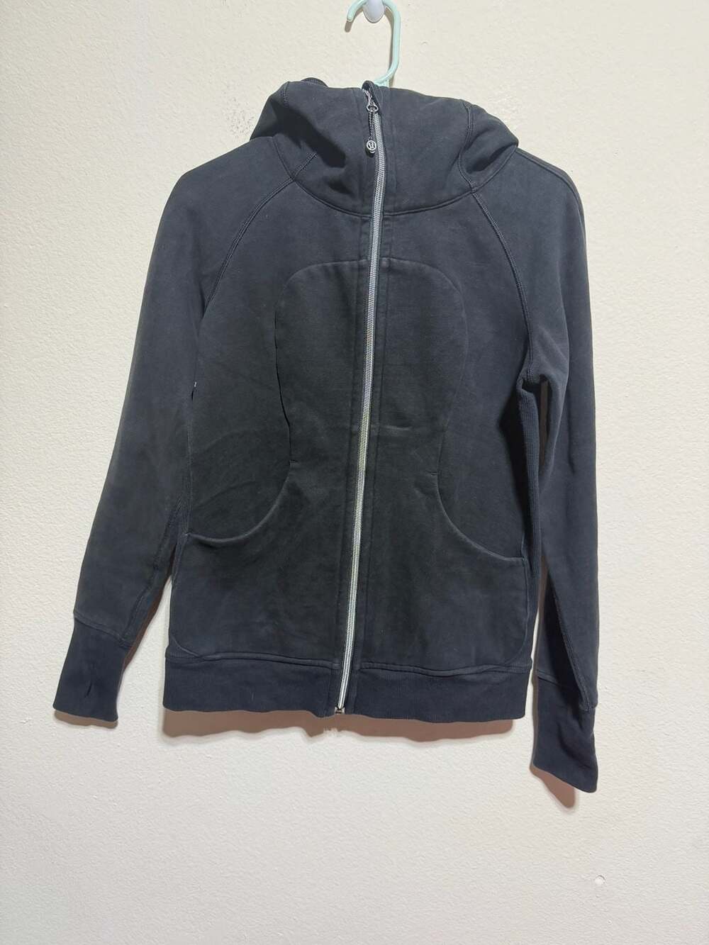 Lululemon Scuba Full-Zip Hoodie Black with Thumbholes